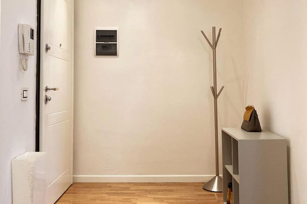 Thesan Lodge, Chic & Modern Design Apartment Гросето Екстериор снимка