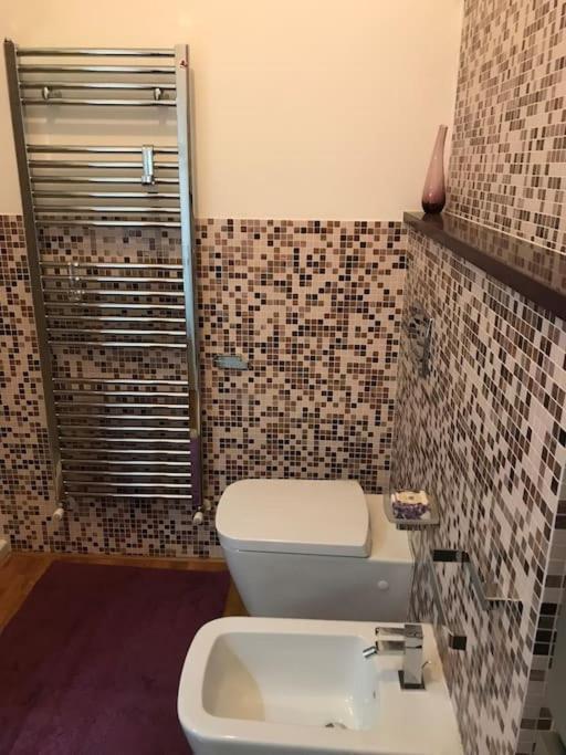 Thesan Lodge, Chic & Modern Design Apartment Гросето Екстериор снимка